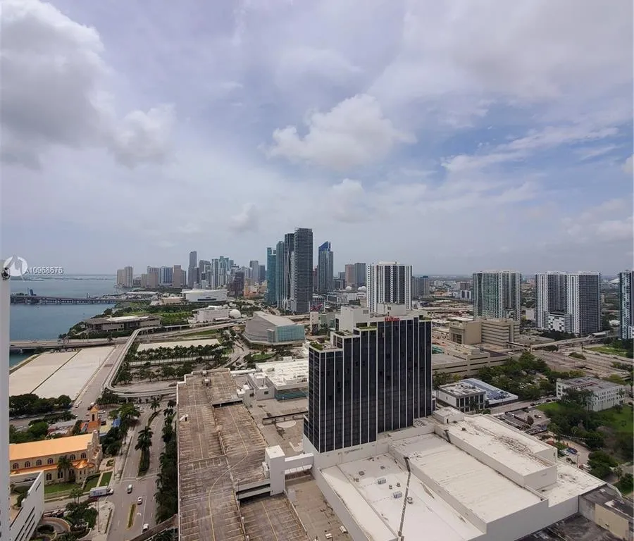 1750 N Bayshore Dr # 4212, Miami FL 33132