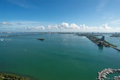 1750 N Bayshore Dr # 5102, Miami FL 33132