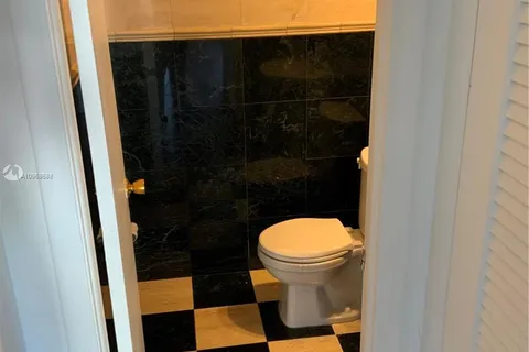 1220 71st St # 22, Miami Beach FL 33141