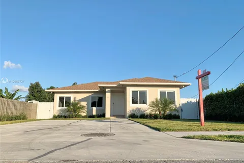 3621 SW 92 Avenue, Miami FL 33165