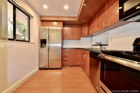 8700 SW 133rd Ave Rd # 315, Miami FL 33183