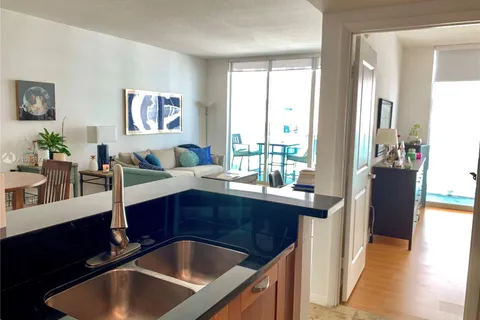 186 SE 12th Ter # 2107, Miami FL 33131