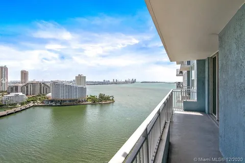 1111 Brickell Bay Dr # 1908, Miami FL 33131