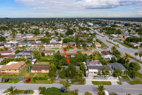 11721 SW 182nd Ter, Miami FL 33177