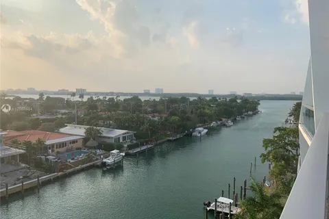 9940 W Bay Harbor Dr, Bay Harbor Islands FL 33154