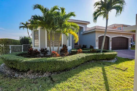 4965 SW 186th Way, Miramar FL 33029