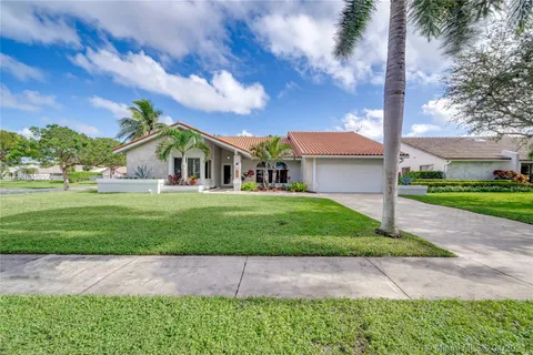 1580 NW 101st Ave, Plantation FL 33322