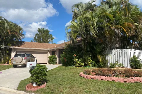 21582 Battery Park Ter, Boca Raton FL 33428