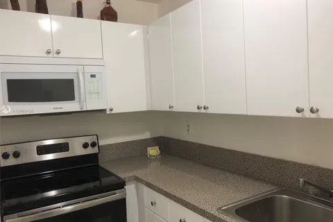4845 NW 7th St # 5, Miami FL 33126