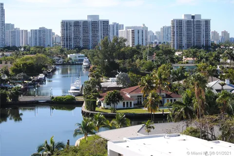 401 Golden Isles Dr # 907, Hallandale Beach FL 33009