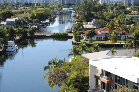 401 Golden Isles Dr # 907, Hallandale Beach FL 33009
