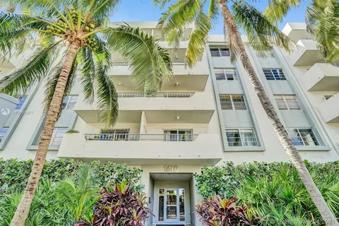 1610 Lenox Ave # 205, Miami Beach FL 33139