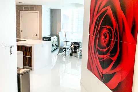 851 NE 1st Ave # 2703, Miami FL 33132