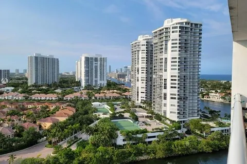 20505 E Country Club Dr # 1939, Aventura FL 33180
