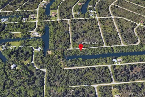 1200 Butterfield Dr, Port Charlotte FL 33953