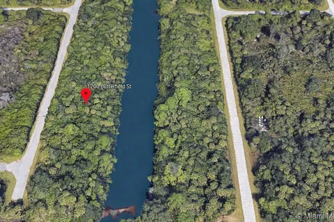 1200 Butterfield Dr, Port Charlotte FL 33953