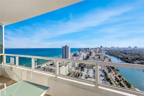 4401 Collins Ave, Miami Beach FL 33140