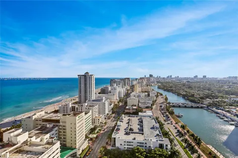 4401 Collins Ave, Miami Beach FL 33140