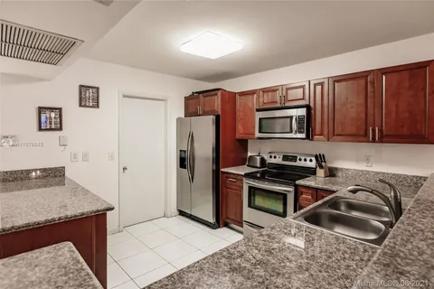 2545 N 40th Ave # 2545, Hollywood FL 33021