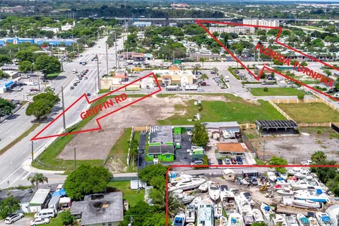 4630 SW 44th Ave, Dania Beach FL 33314