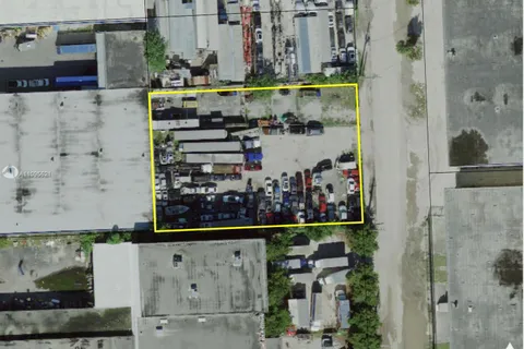 14720 NW 24th Ct, Opa-Locka FL 33054