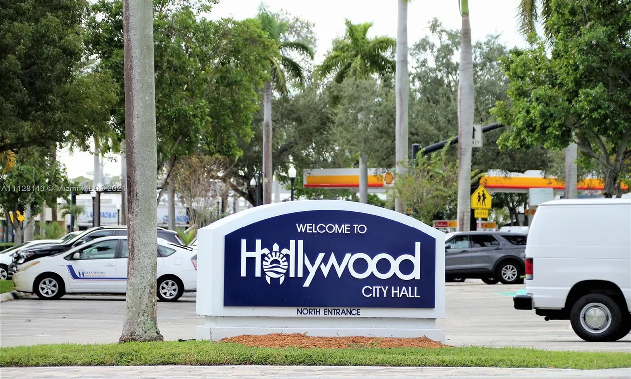 2450 Hollywood Boulevard, Hollywood FL 33020