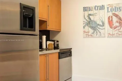 6365 Collins Ave # 2409, Miami Beach FL 33141
