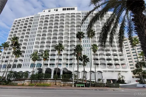 5401 Collins Ave # 833, Miami Beach FL 33140