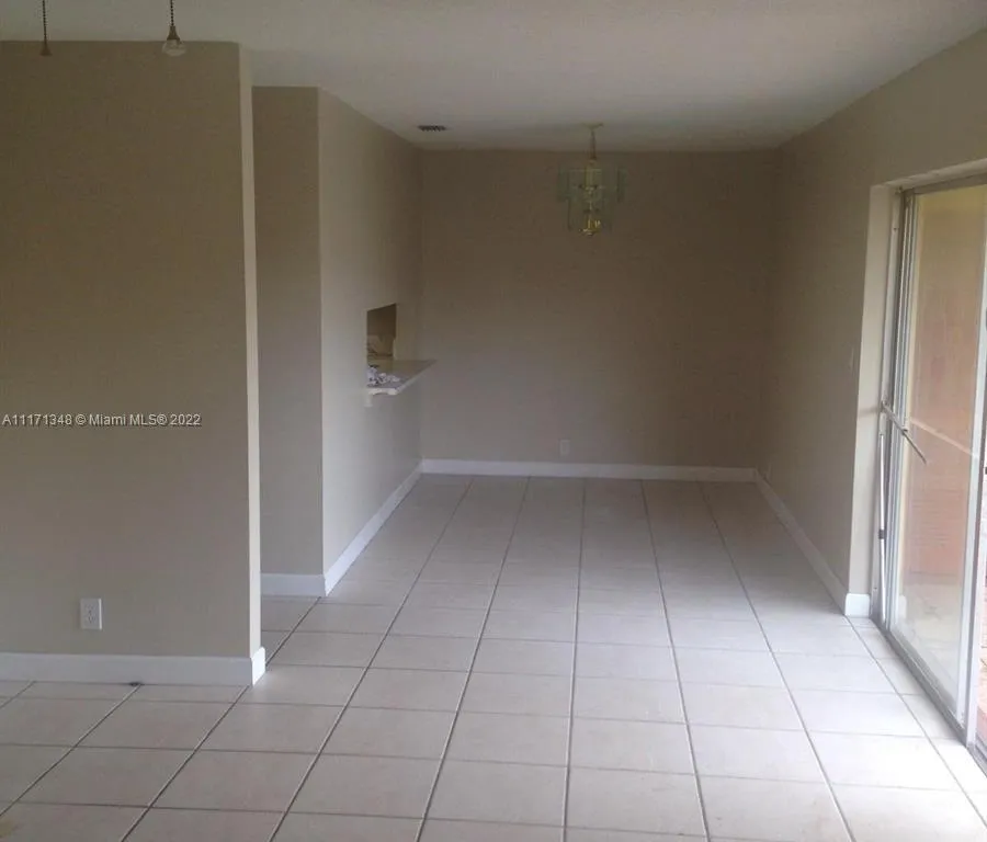 2713 NW 47th Ter # 504, Lauderdale Lakes FL 33313