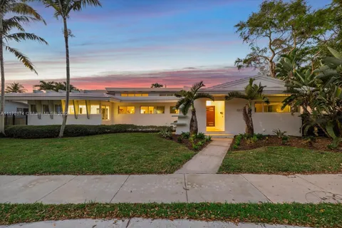 857 NE 98th St, Miami Shores FL 33138
