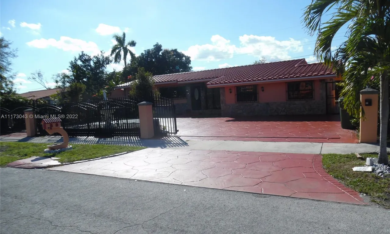 5430 W 9th Ln, Hialeah FL 33012