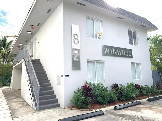 82 NW 27th St, Miami FL 33127