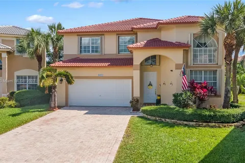 16731 NW 13th St, Pembroke Pines FL 33028