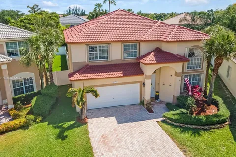 16731 NW 13th St, Pembroke Pines FL 33028