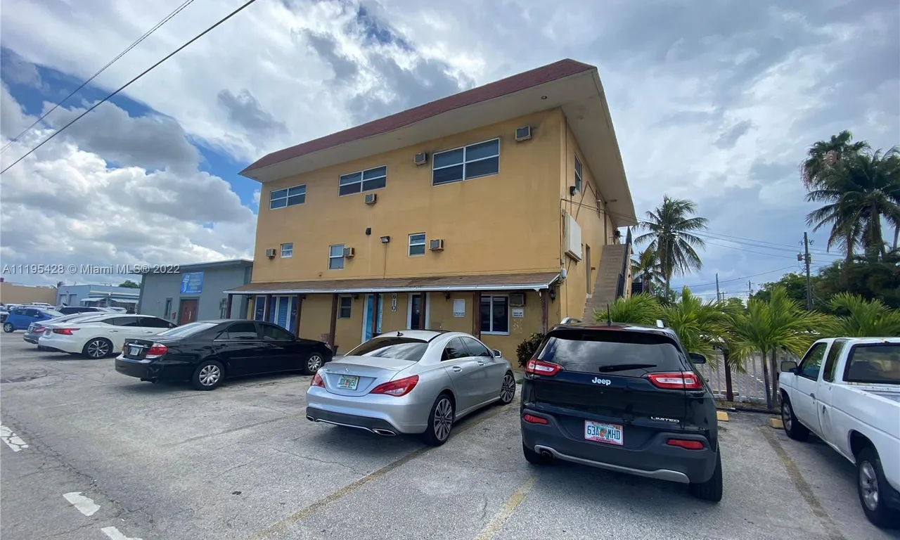 1610 N Dixie Hwy # 109, Hollywood FL 33020