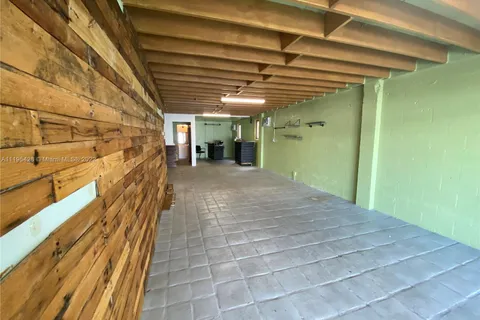 1610 N Dixie Hwy # 109, Hollywood FL 33020
