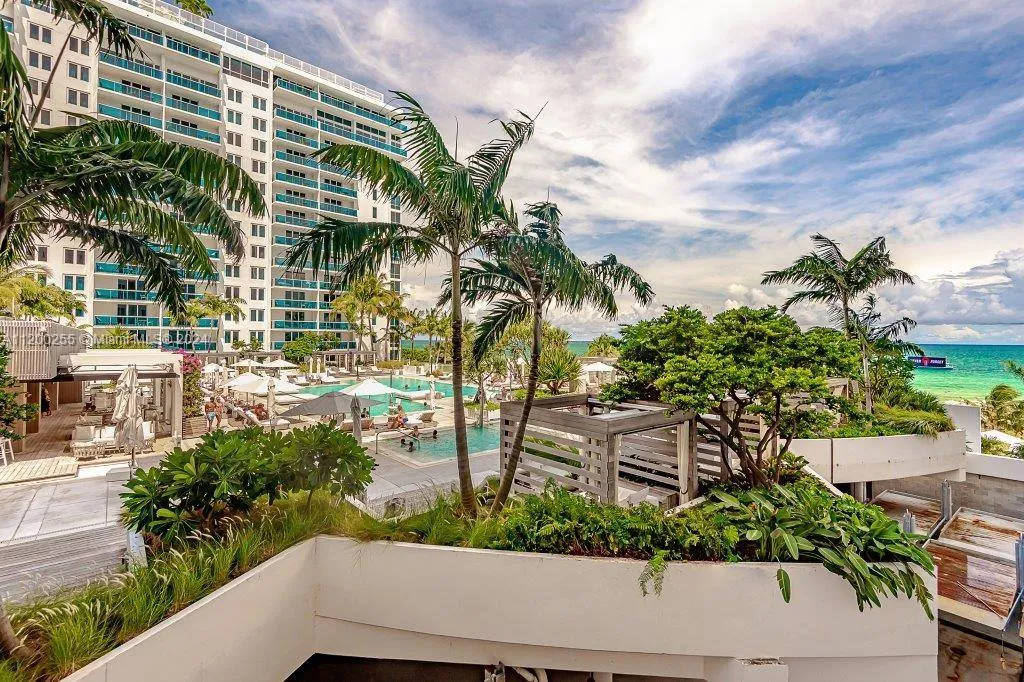 2301 Collins Ave # 415, Miami Beach FL 33139