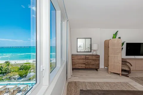 2301 Collins Ave # 914, Miami Beach FL 33139