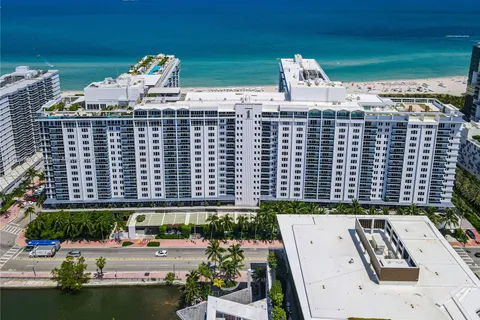 2301 Collins Ave # 542, Miami Beach FL 33139