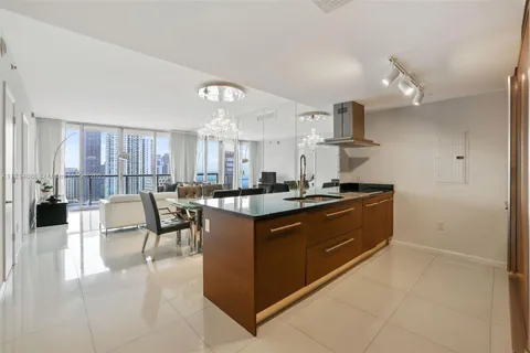 495 Brickell Ave # 3903, Miami FL 33131