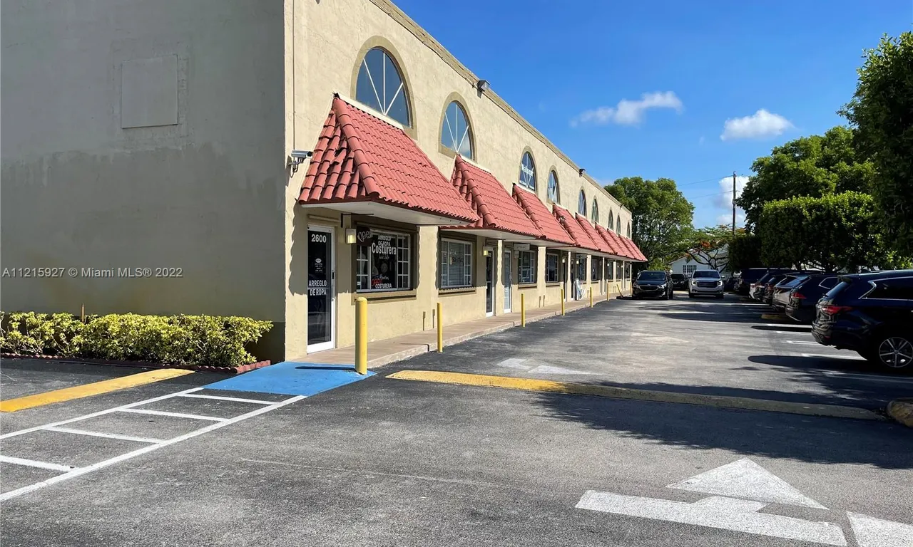 2602 NW 97th Ave, Doral FL 33172
