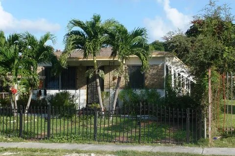 71 NE 67th St, Miami FL 33138