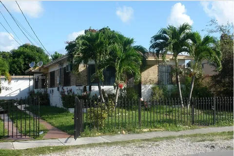 71 NE 67th St, Miami FL 33138
