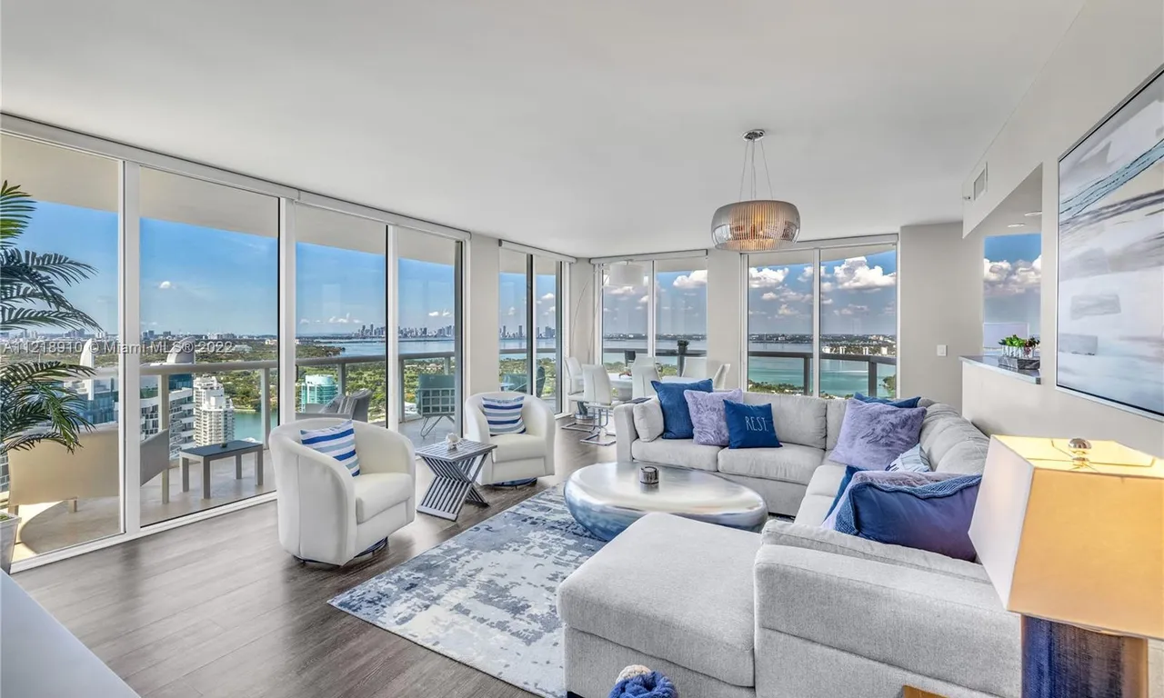 6365 Collins Ave # 3807, Miami Beach FL 33141