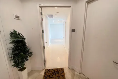 15901 Collins Ave # 3705, Sunny Isles Beach FL 33160