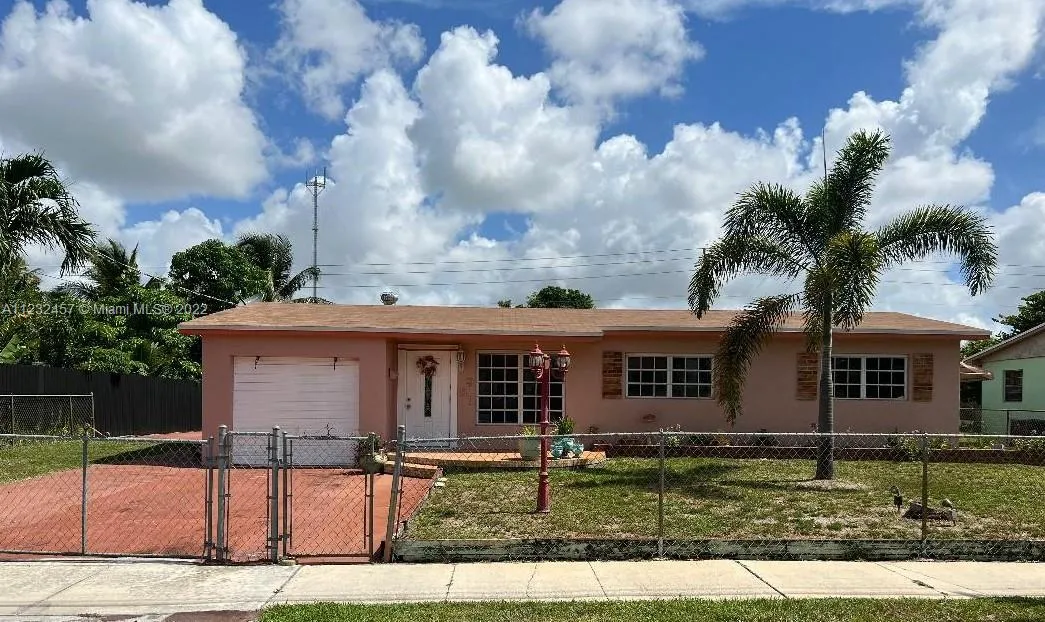 981 NW 202 Street, Miami Gardens FL 33169