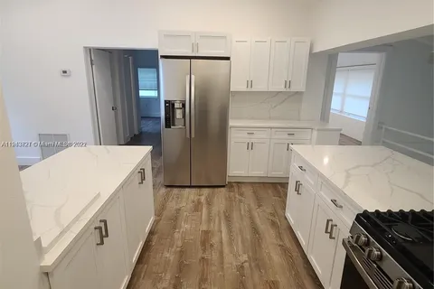 1553 Jefferson Ave, Miami Beach FL 33139