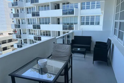 100 Lincoln Rd # 1228, Miami Beach FL 33139