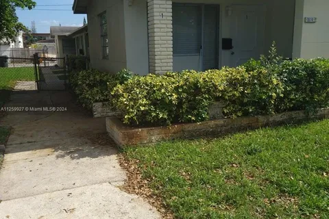 1814 Washington St # 2, Hollywood FL 33020