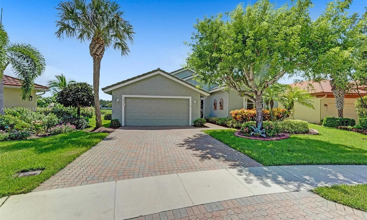 8814 Bellido Cir, Boynton Beach FL 33472